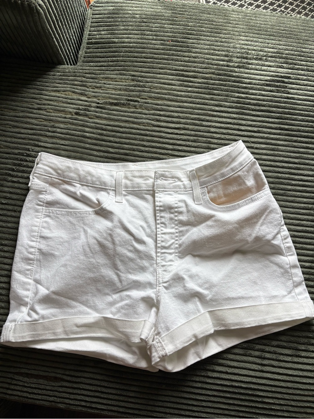 Old Navy Wow White Denim Rolled-Hem Jean Shorts